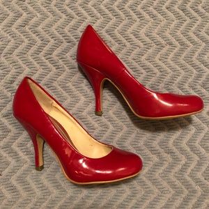 Chinese Laundry pumps